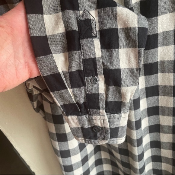 Timberland Flannel/ Chambray Buffalo Check Button-down Shirt. Cream/ Black XL - Picture 5 of 15